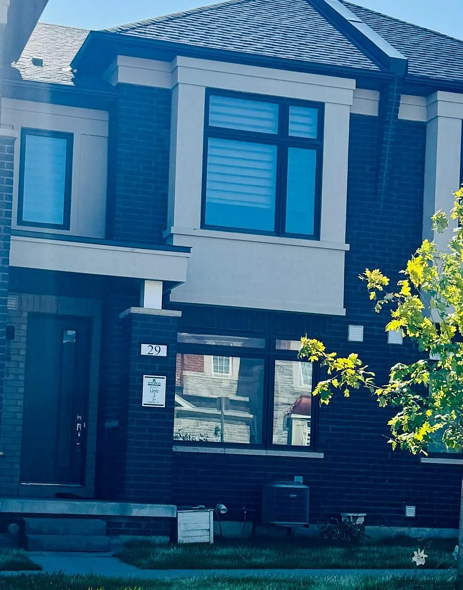 3 bed, $2,850 — Photo 1