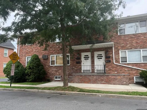 405 8th St #1L, Carlstadt, NJ 07072