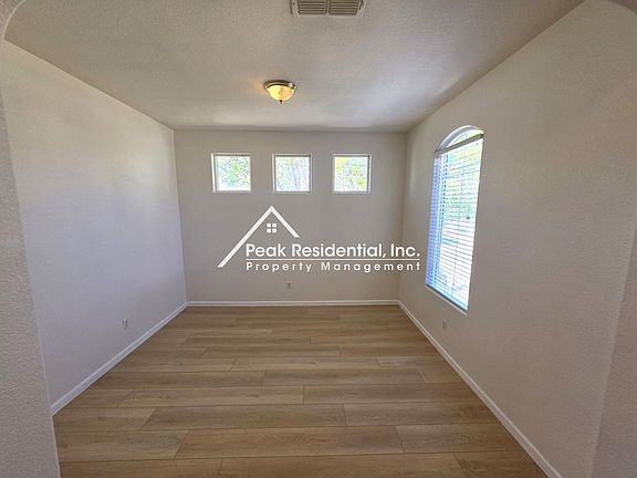 5th image of 9156 Lucchesi Dr
