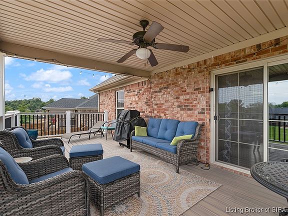 4th image of 2624 Crescent Hill Drive NE