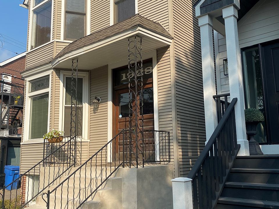 1st image of 1928 W Berenice Ave #1