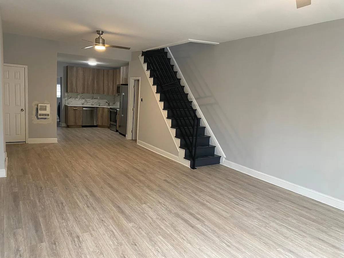 Building Photo - 2850 D St