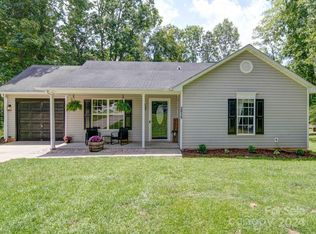 3019 Chinaberry Dr, Lancaster, SC 29720