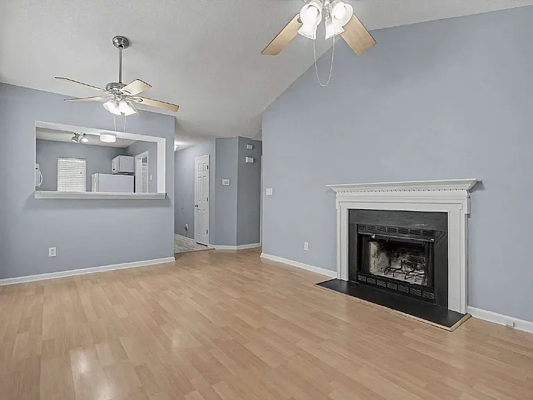 5812 Gentle Wind Dr — Photo 12