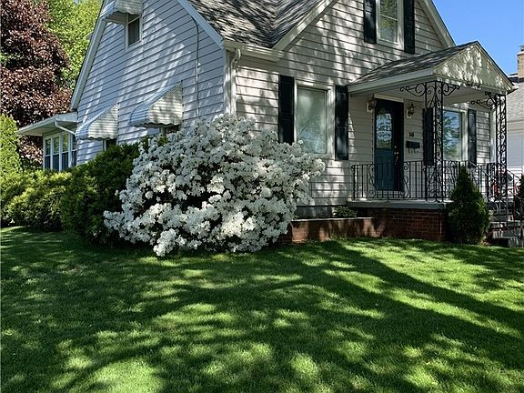 3rd image of 246 29th St NW
