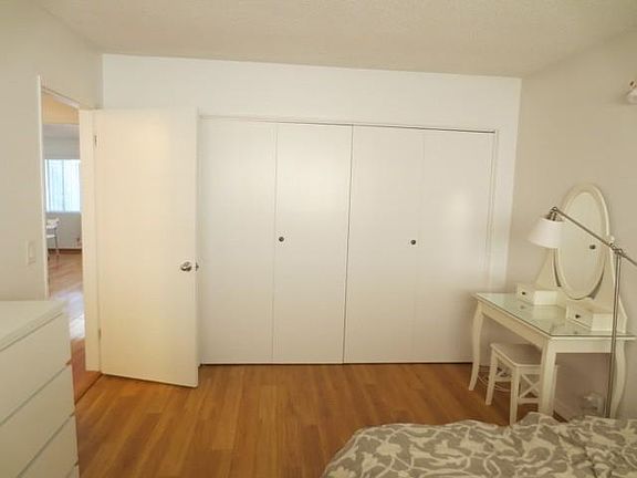 4th image of 1608 S Bentley Ave
