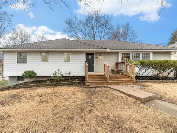 109 E 127th St, Kansas City, MO 64145