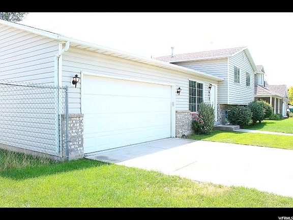2nd image of 613 S 1130th St W