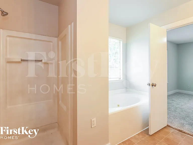 5043 Summit Lodge Dr — Photo 10