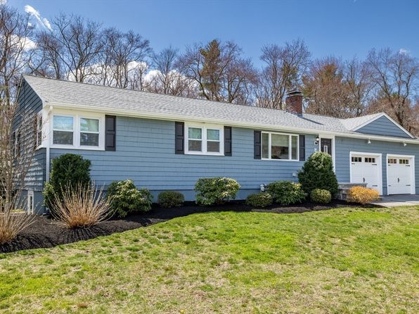 94 Page Rd, Bedford, MA 01730