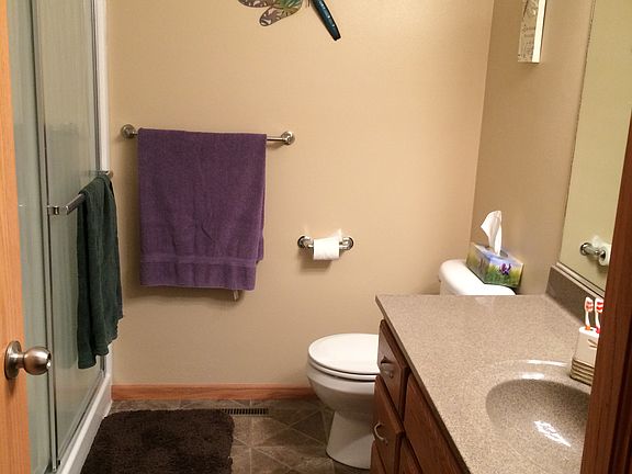 Master bedroom bathroom