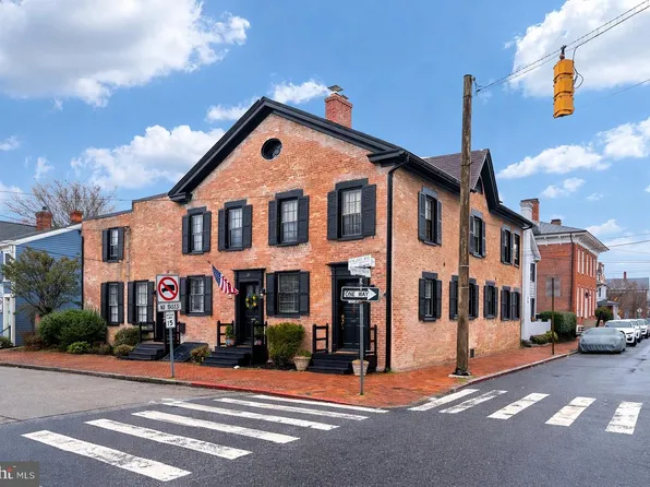 31 College Ave, Annapolis, MD 21401