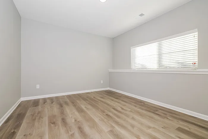 1003 NW Hilltop Ln — Photo 12