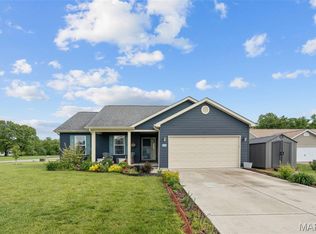 11 Mandy Ct, Troy, MO 63379