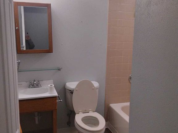 2nd image of 333 Manown St #10863892
