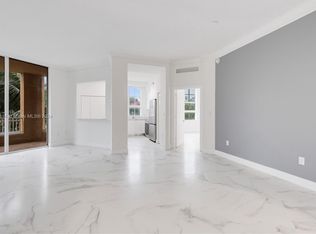 3001 NE 185th St APT 417, Aventura, FL 33180