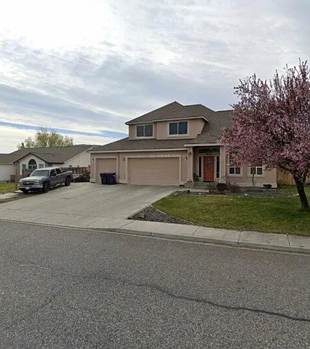 1807 S Highlands Blvd Photo 1