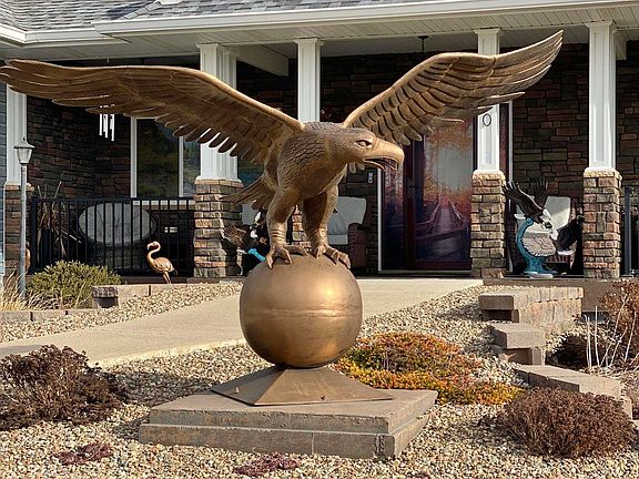 4th image of 570 Loreta Ln