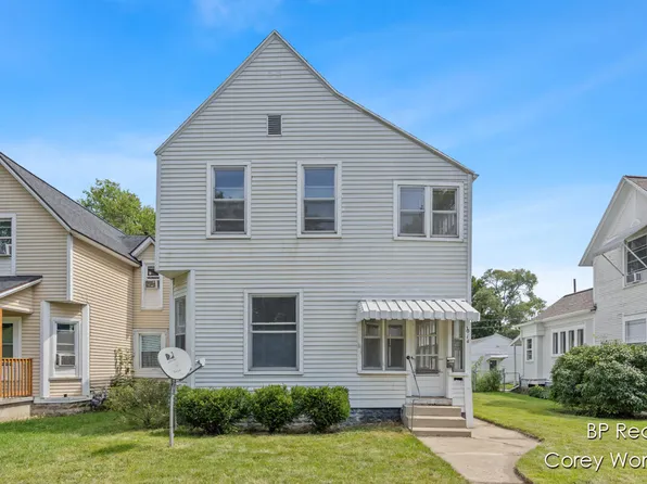 1014 Jennette Ave NW, Grand Rapids, MI 49504