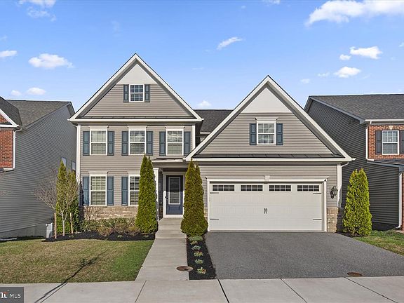 2nd image of 2693 Orchard Oriole Way