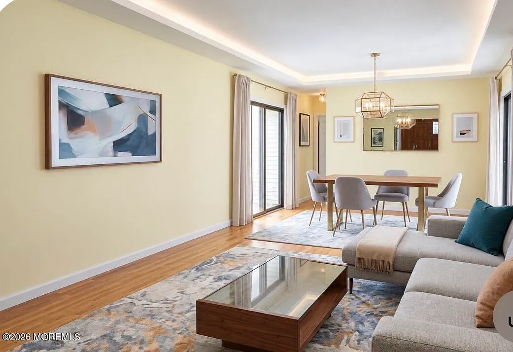 2 bed, 1130 sqft, $2,100 — Photo 1