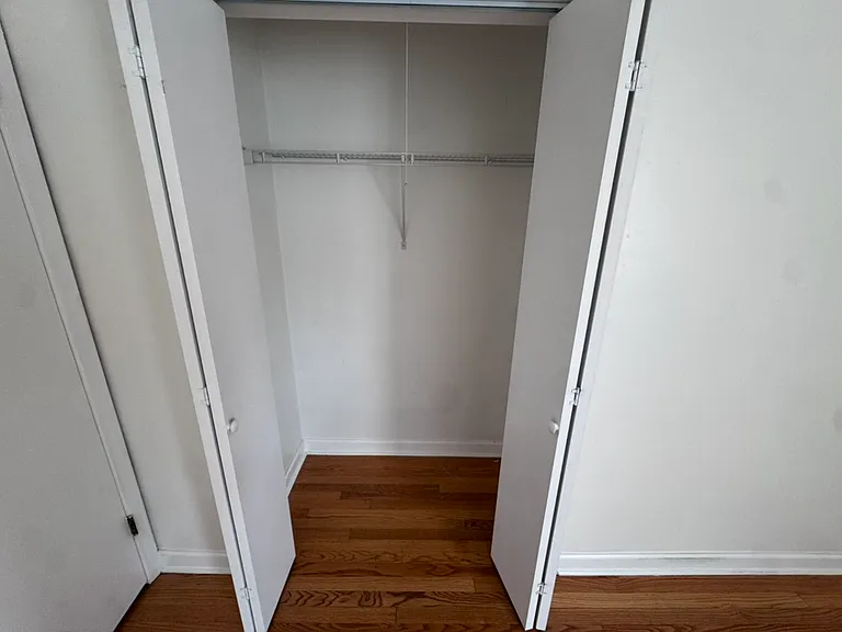 9030 Kenton Ave #1W — Photo 4