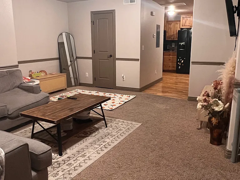 566 Sunflower Rd — Photo 3
