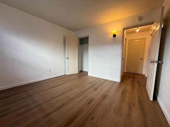 5th image of 2433 San Pablo Ave