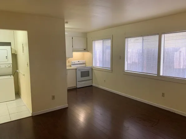 2103 3rd St APT B, Sacramento, CA 95818