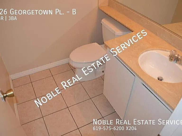 526 Georgetown Pl #B — Photo 11