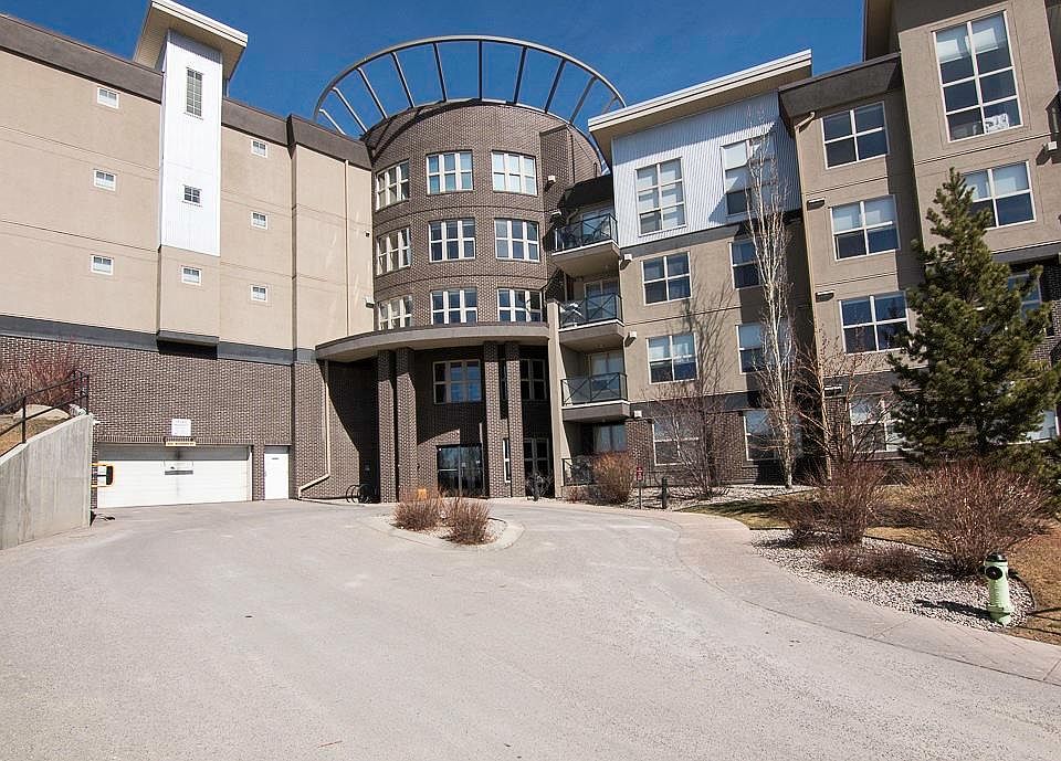 1st image of 88 Arbour Lake Rd NW #212