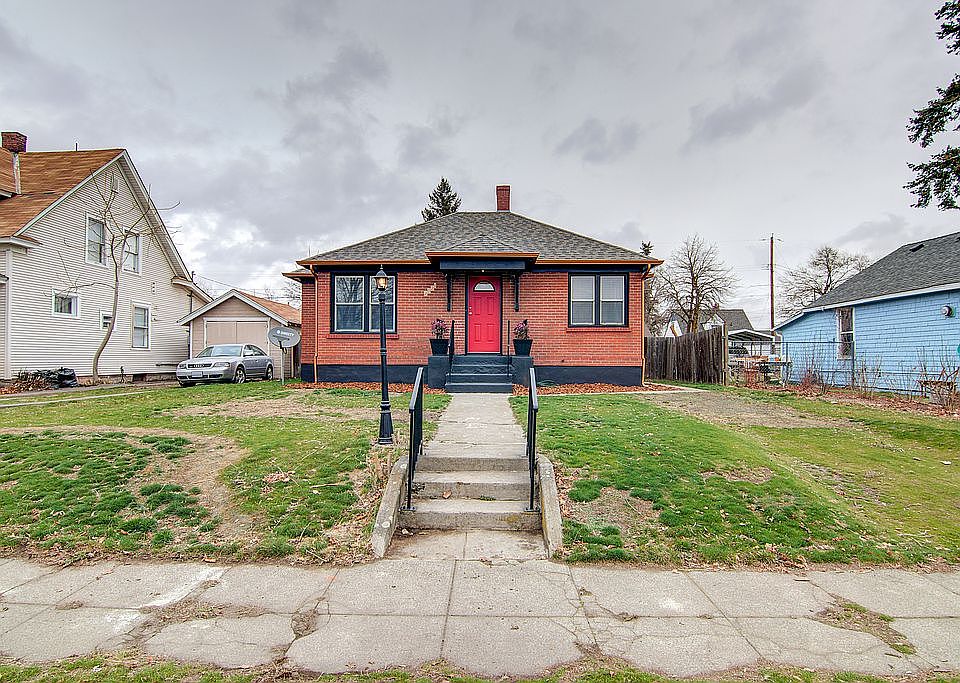 1st image of 2021 E Dalton Ave