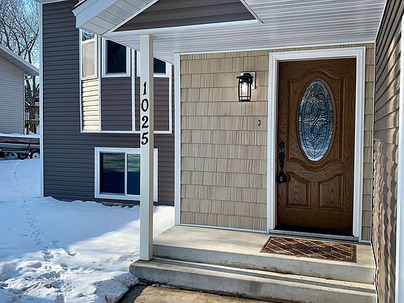 2nd image of 1025 7th Ave N