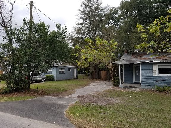 2nd image of 2026 NE 7th Ave