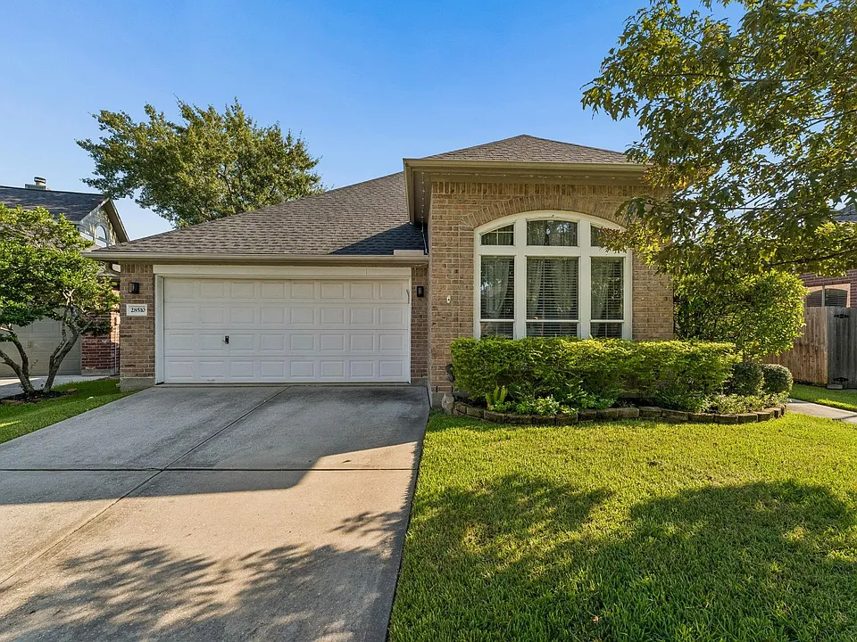 28510 Rustic Pines Ct