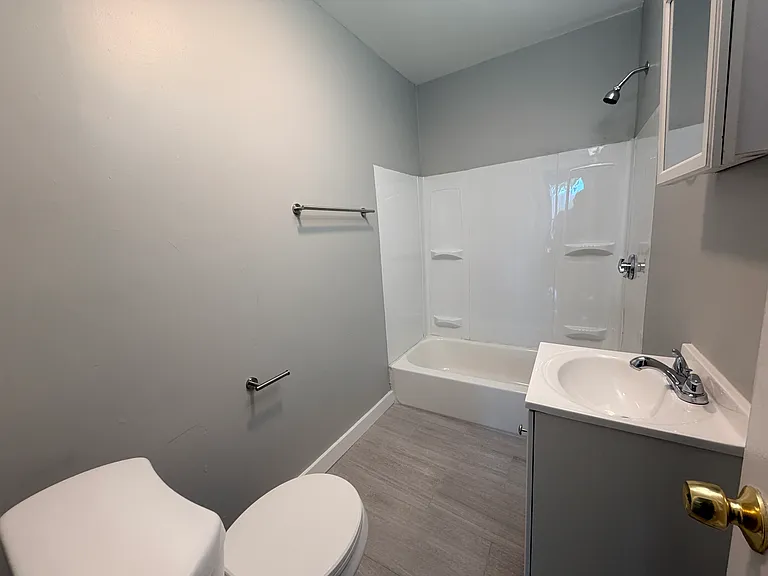 393-399 Main St #301 — Photo 4