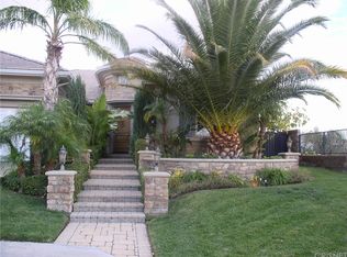 12800 Via Donatello, Northridge, CA 91326