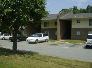 1807 S Scales St APT 10, Reidsville, NC 27320