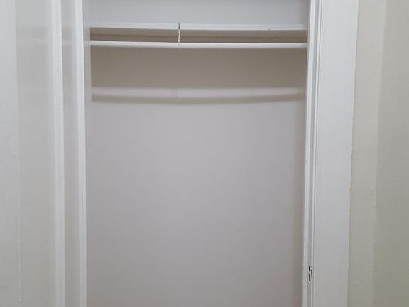 Hall/Coat Closet