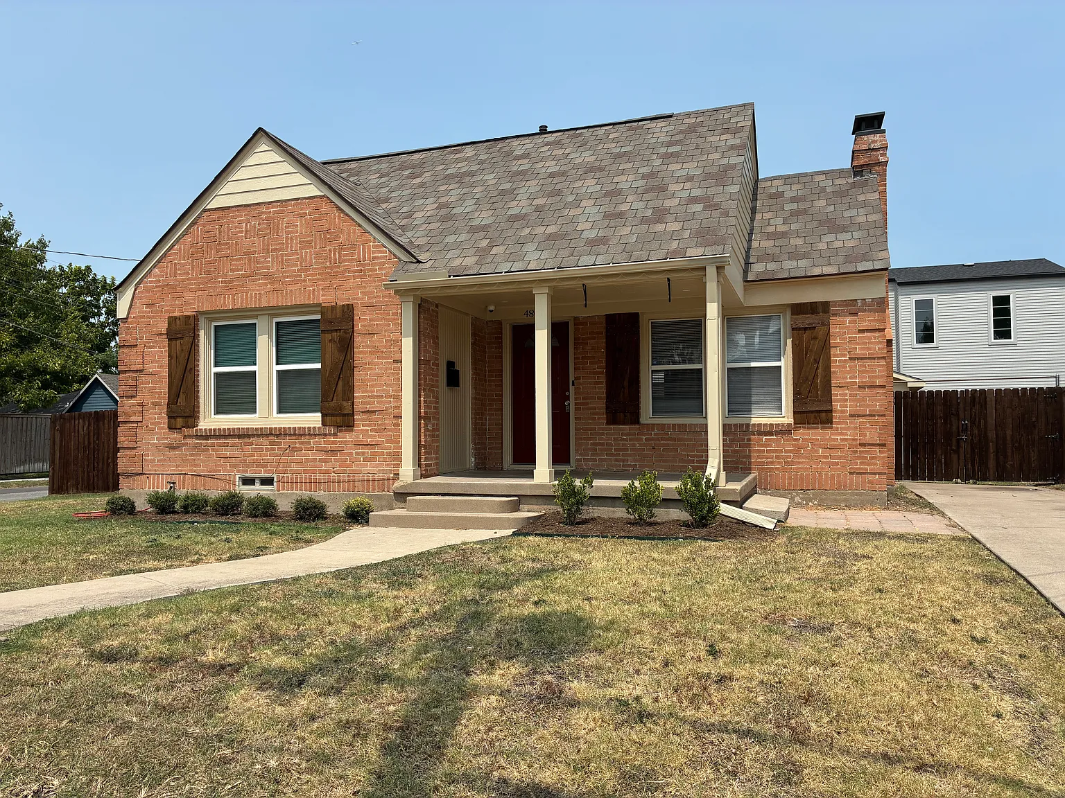 4805 Capitol Avenue — Photo 2