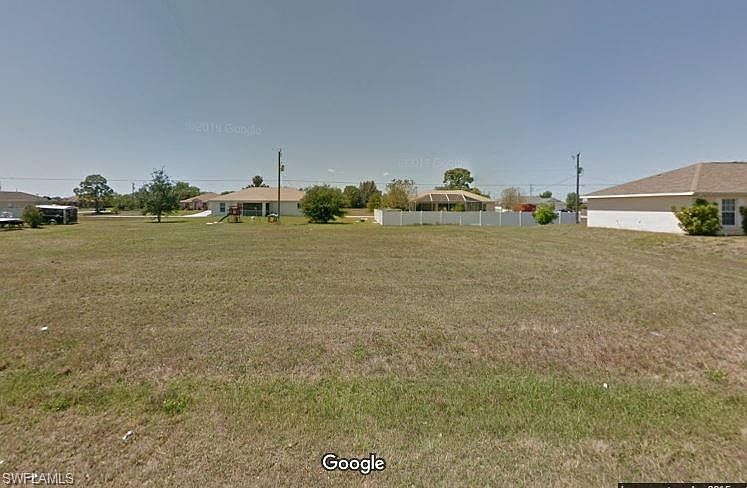 1st image of 1014 NE 7th Ave