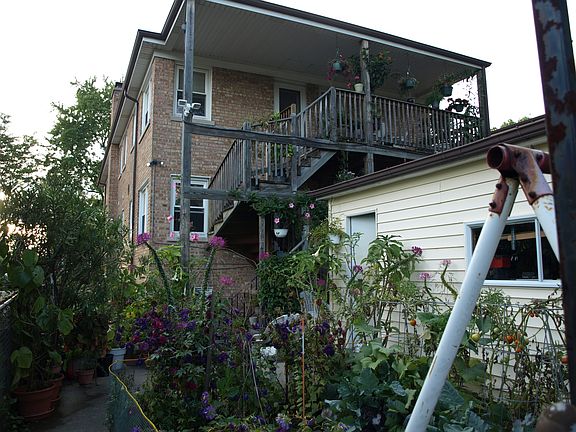 3rd image of 7653 Knox Ave