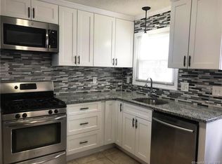 27 Branford St, Hartford, CT 06112