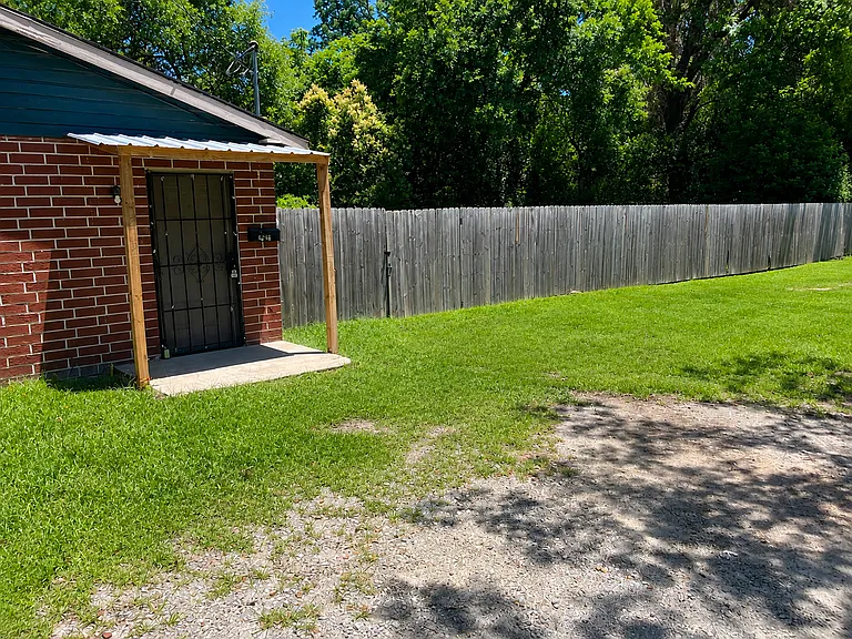 3585 Napier Ave — Photo 3