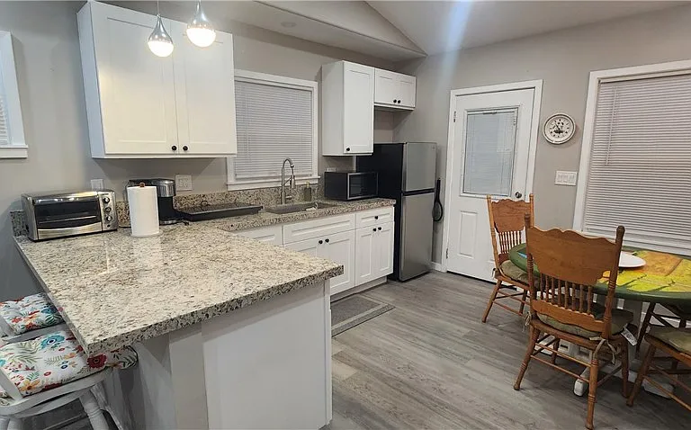 2534 Callender Rd — Photo 4