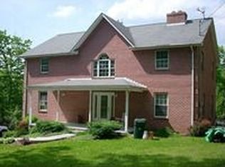 1800 Springwood Cir, Charleston, WV 25320