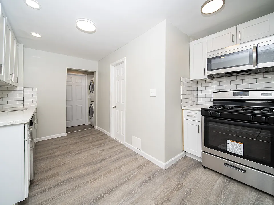 1708 Highland Ave #3