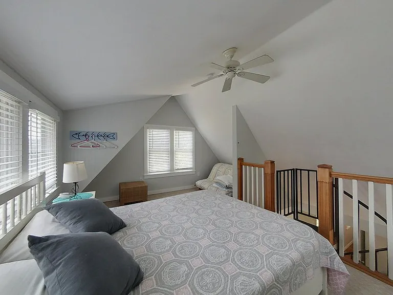 25 Warren Ave — Photo 12