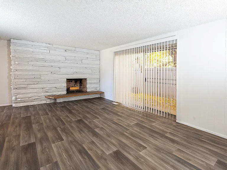 The 500 Townhomes — Photo 23