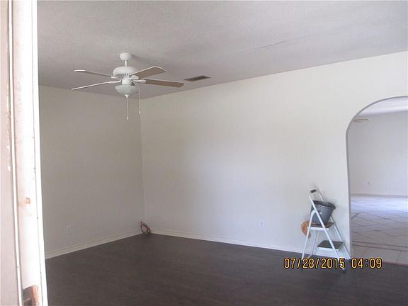 2nd image of 5342 Burbank Dr